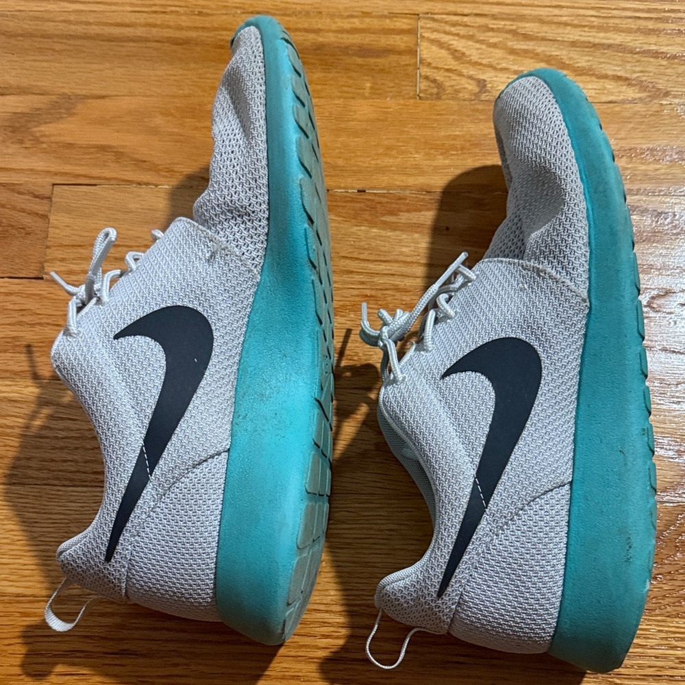 Nike Teal and Gray Athletic Shoes